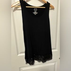 Maurice’s medium black tank, sequin scallop hem. Tunic length. Great condition